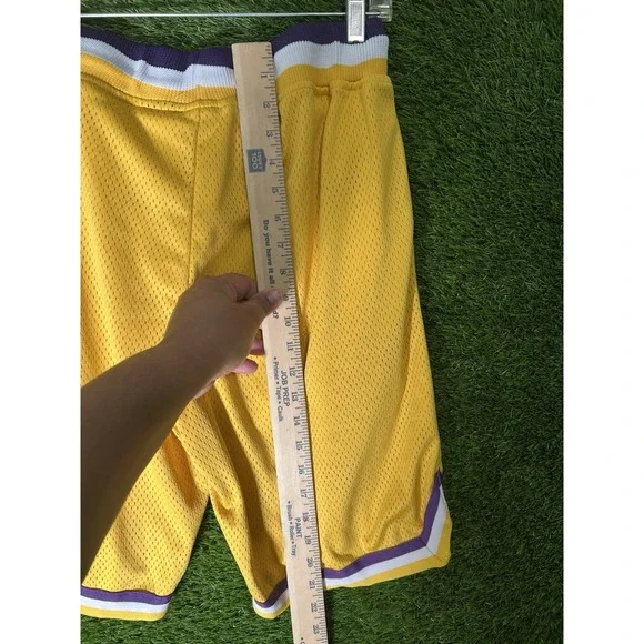 Rock Salt shorts NBA Los Angeles Lakers lookalike shorts size large L - Picture 6 of 6